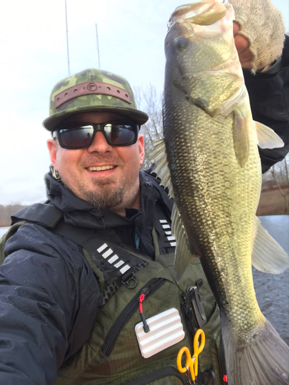 largemouth bass winter fishing