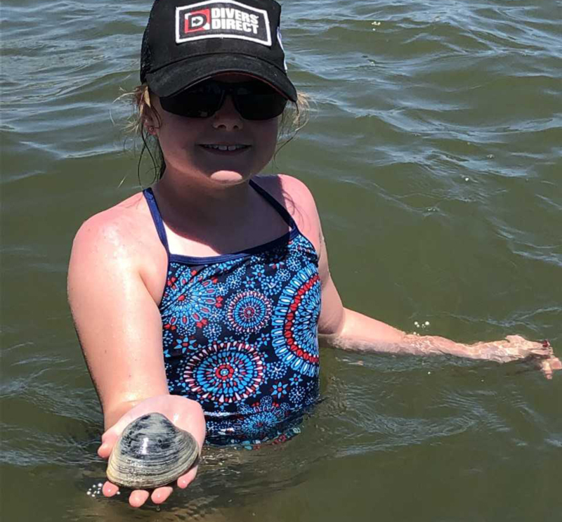 clamming for clams