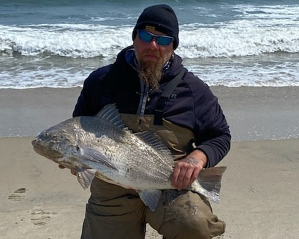 surf fishing for drum at the coast