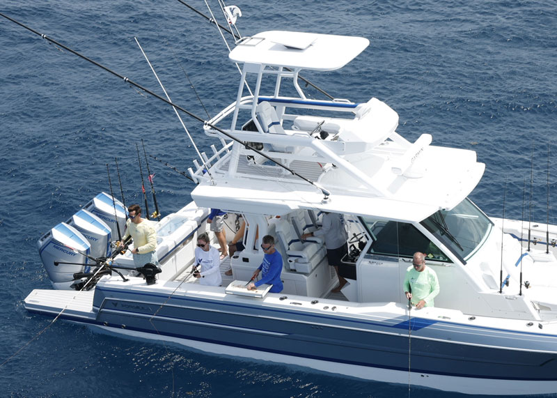 flybridge on formula 387 center console