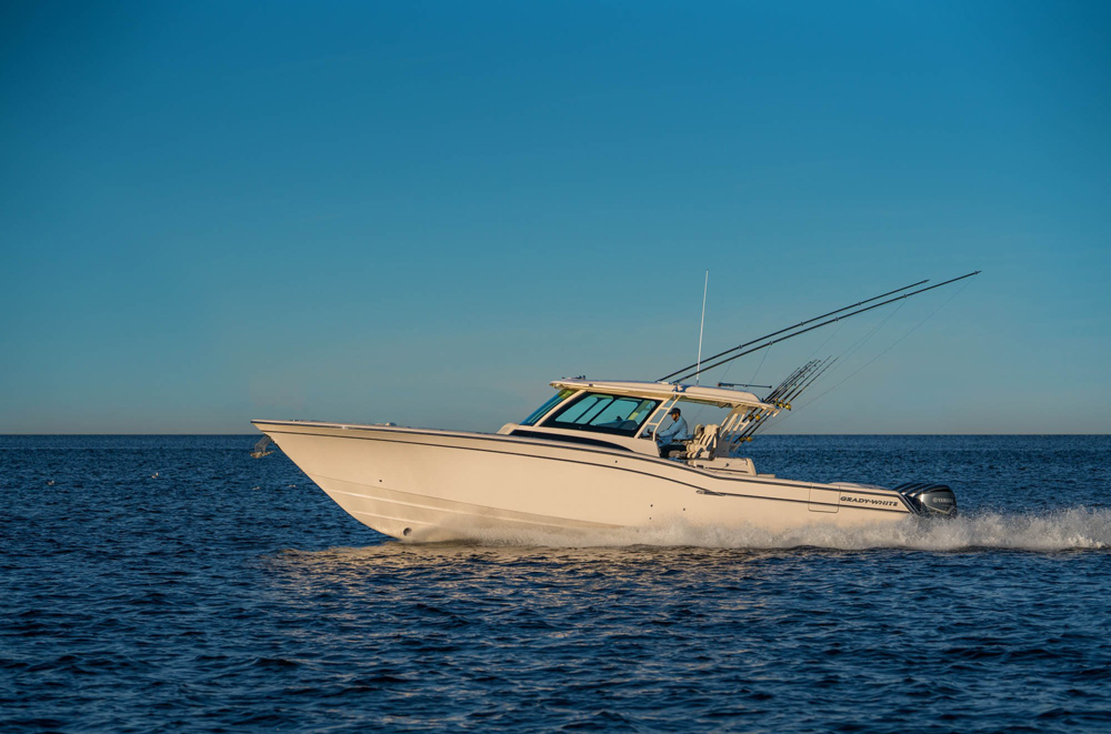 grady-white canyon 456 center console fishing boat