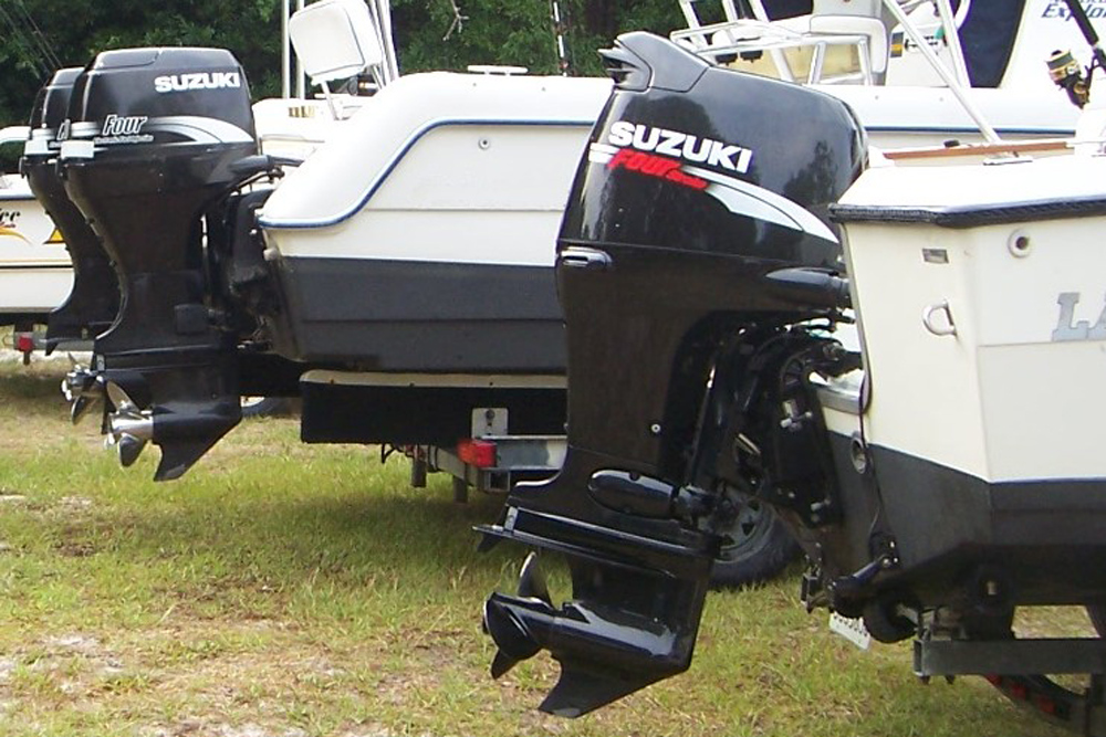 outboard engines on boats