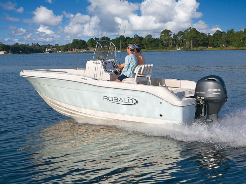 robalo r180 center console fishing boat