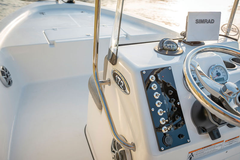 sea pro 172 bay helm