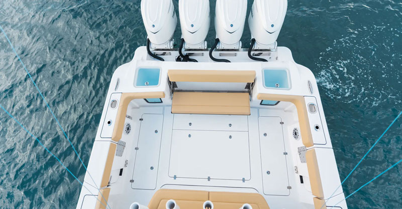 fishing cockpit on the sportsman open 402 center console