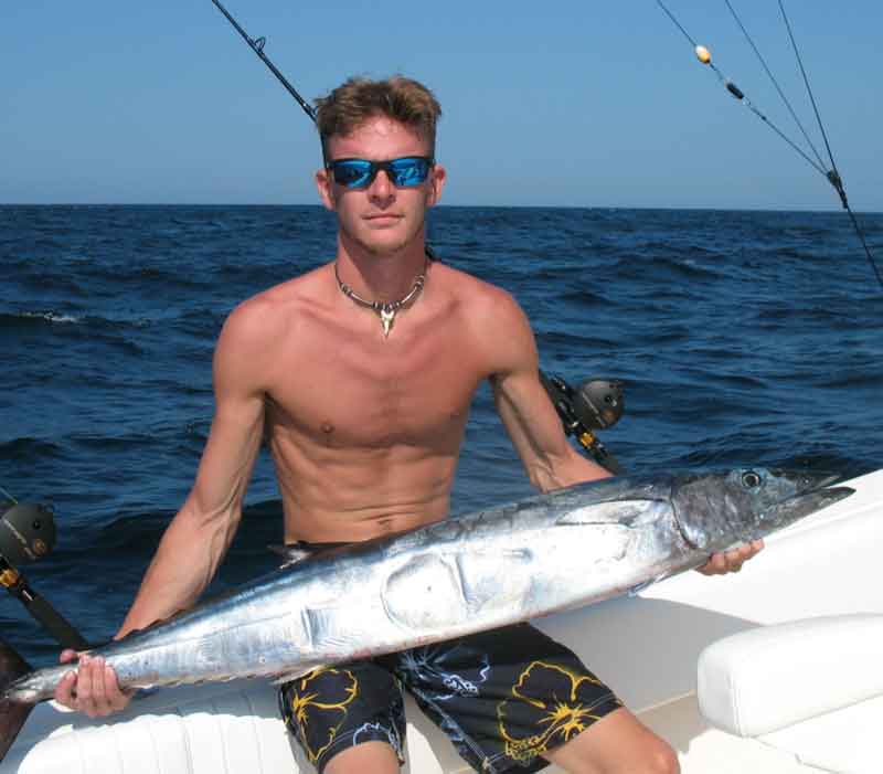 man caught a wahoo fishing